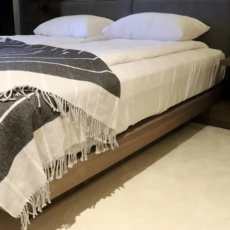 Apartamento Superior Woodside Residences &