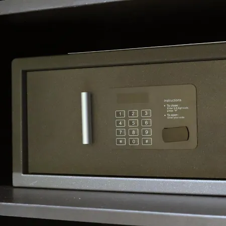 Superior Woodside Residences & *