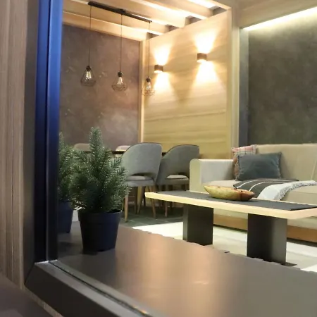 Superior Woodside Residences & Apartament *