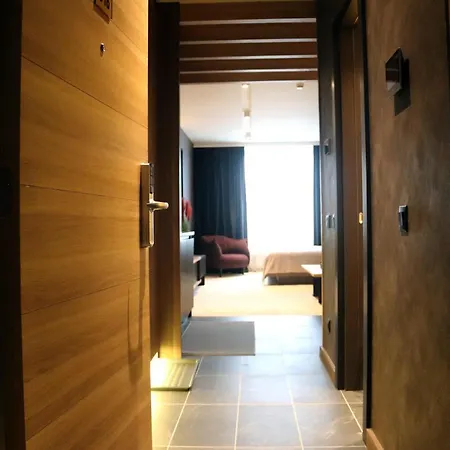 Superior Woodside Residences & * Kopaonik