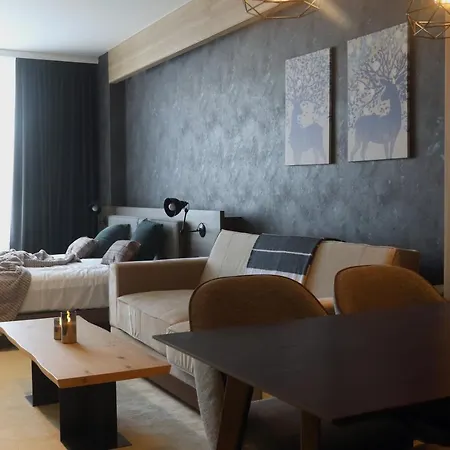 Apartament Superior Woodside Residences &