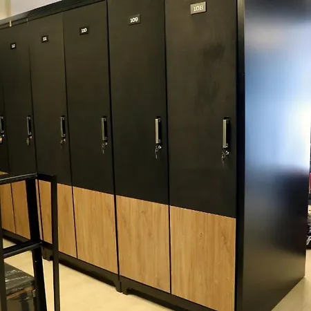 Superior Woodside Residences & Apartament