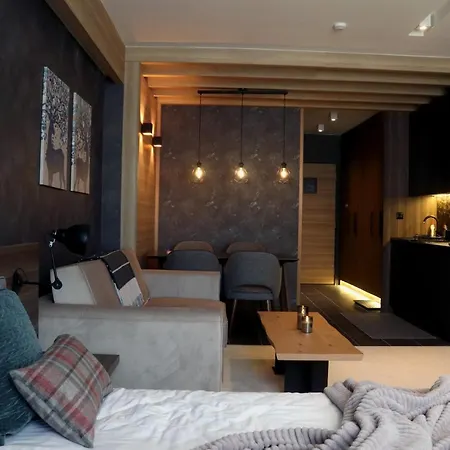 Superior Woodside Residences & *