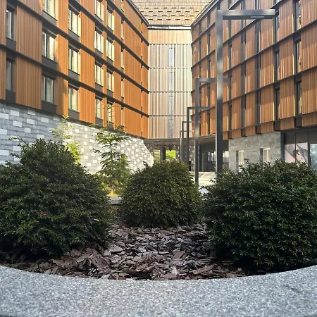 Superior Woodside Residences & Apartamento