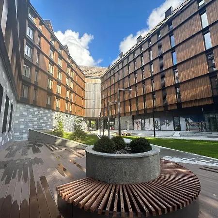 Superior Woodside Residences & Apartamento *